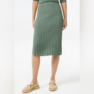 Free Assembly Women's Pleated Midi Sweater Skirt